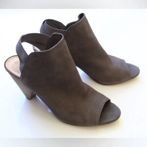 Vince Camuto sling back booties